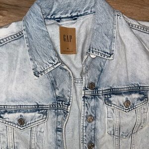Cropped Gap Jean Jacket